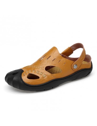 Men Anti-collision Toe Outdoor Slip Resistant Soft Leather Sandals